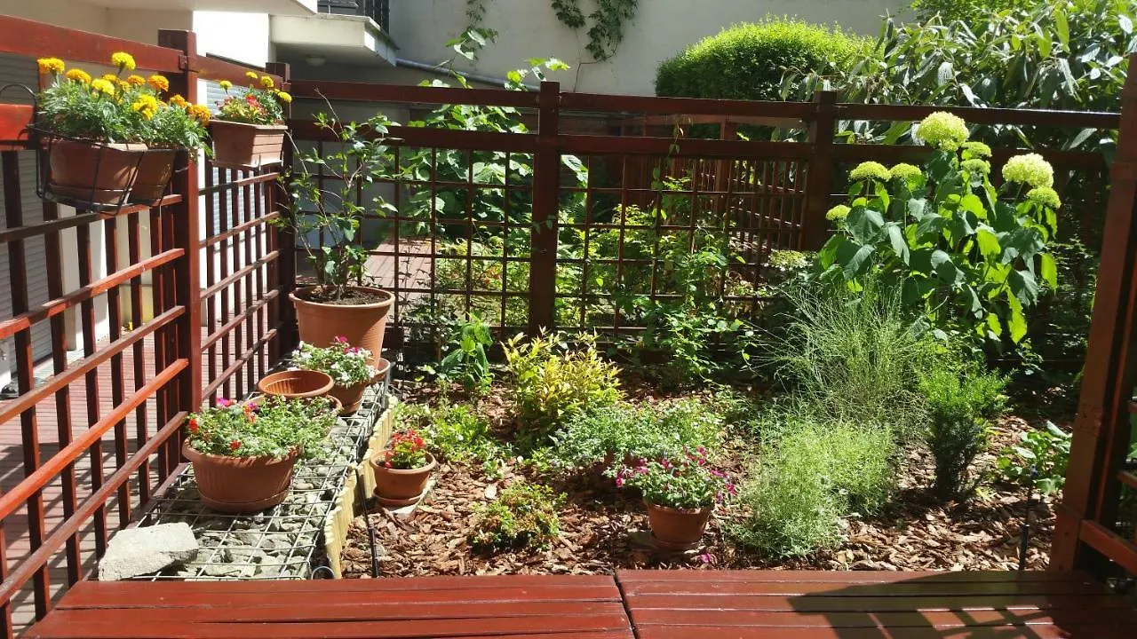 Apartamento Downtown Garden Isle In Urban Style-Free Parking Budapest